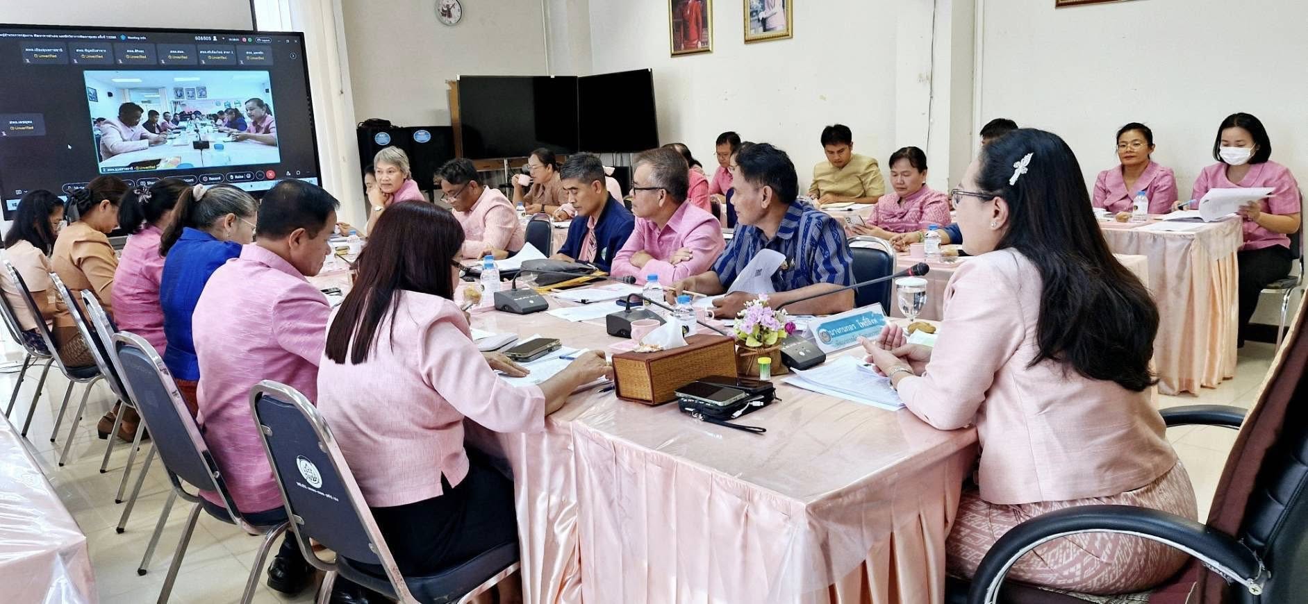 พช.สิรินธร ร่วมการประชุม ผอ.กลุ่มงานฯ พัฒนาการอำเภอ ครั้งที่ 7/2568